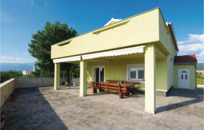 Awesome Home In Pridraga With Wifi